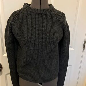 Quince, fisherman knit cotton sweater - charcoal gray - size small